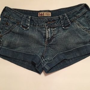 Chelsea Low Rise Jean shorts. Size 3